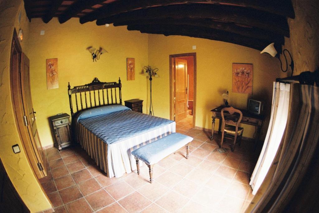 Mas La Trampa Hotel La Selva del Camp Phòng bức ảnh
