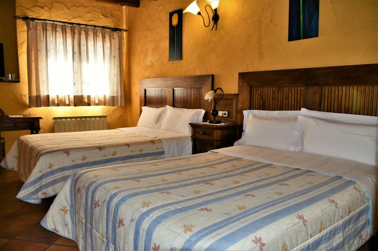 Mas La Trampa Hotel La Selva del Camp Ngoại thất bức ảnh