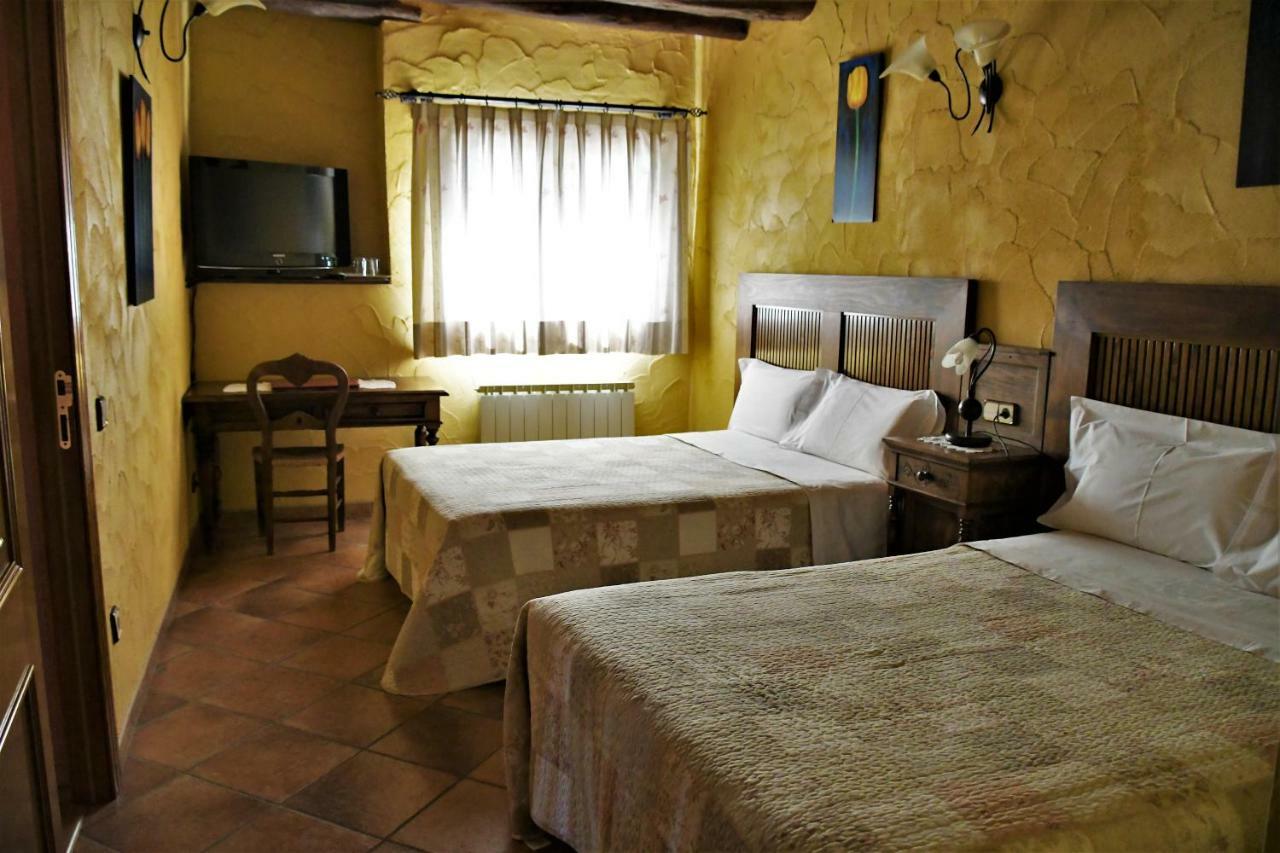 Mas La Trampa Hotel La Selva del Camp Ngoại thất bức ảnh